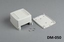 DM-049 壁式安装外壳（浅灰色，开放式）件数