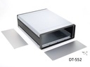 [dt-552-0-0-g-0] dt-552 Aluminiowa obudowa biurkowa (jasnoszara, z płytą montażową, płaski panel, wentylacja)